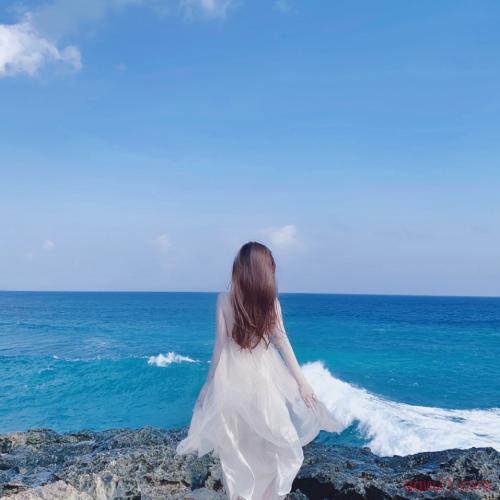 女生头像ins高级质感高冷背影 5