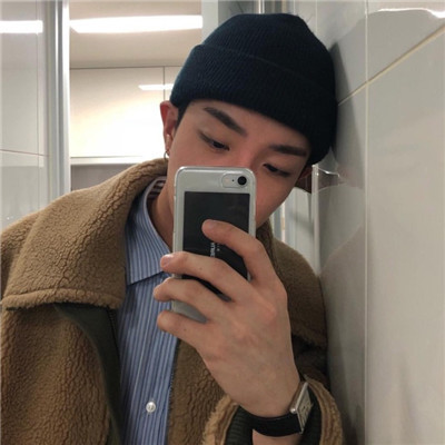 男生头像对镜自拍 3