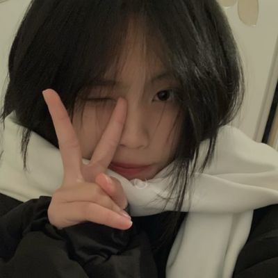 好看的女生头像加背景图 2