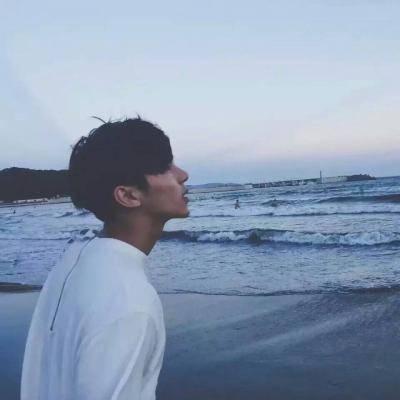 男生高级感头像微信 2