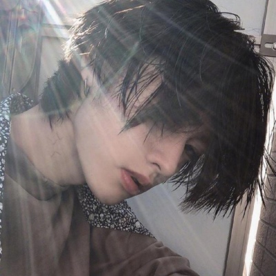 事业有成的男人微信头像 1