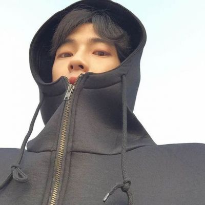 成熟有魅力的男头像图片 5