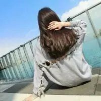 黑白忧郁伤感网名女生