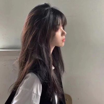 女生头像锁骨高级质感 3