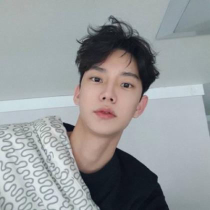 男生黑暗系网名高冷
