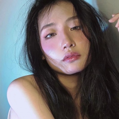 真人头像背影女可保存 9