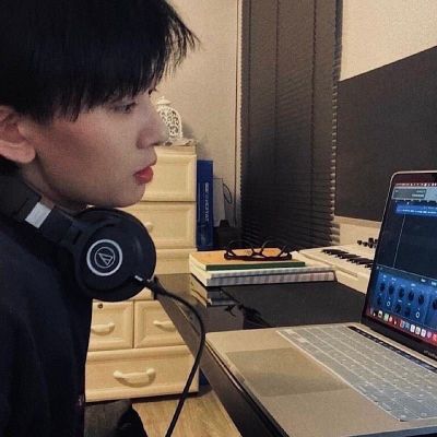 男生头像高清大图高冷