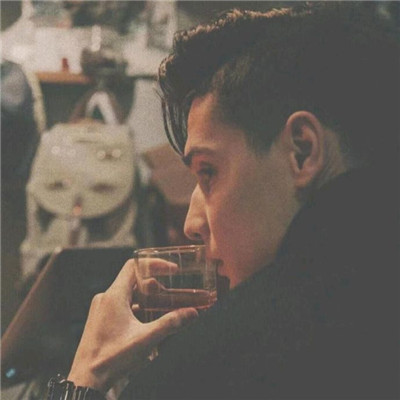 头像森系复古男