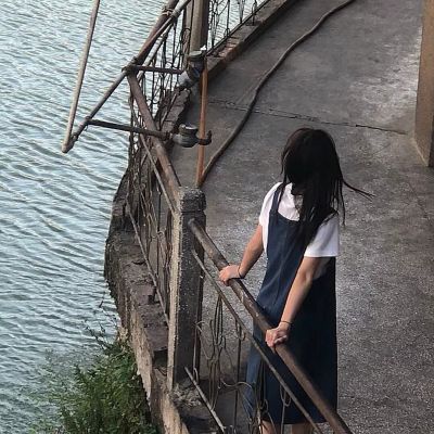 ins风格头像女森林 2