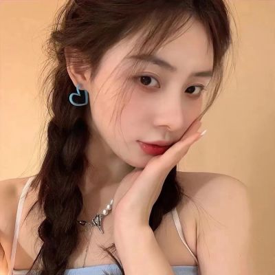 好看的网图头像女高冷 8