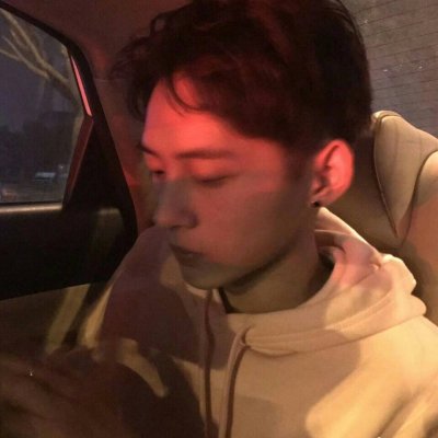 头像阳光开朗男 5