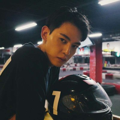 qq头像男帅气阳光冷酷 6