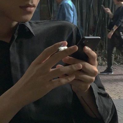 头像男生抽烟伤感图片大全 4