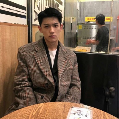 中年男头像霸气高冷 6
