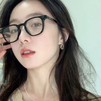 好看的网图头像女高冷 1
