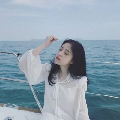 女人幸运又聚财的微信头像 3