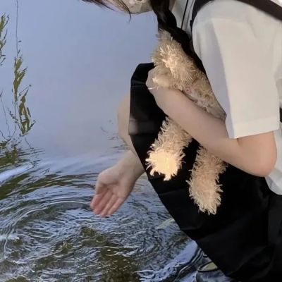 头像ins高级质感女夏日 2