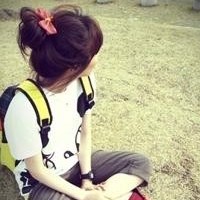 头像简约线条女 2