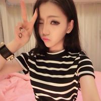 女生头像脸上带有图案 6