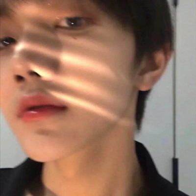 成熟有魅力的男头像图片 6