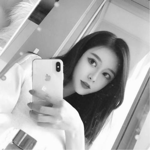 女生头像黑色系 6