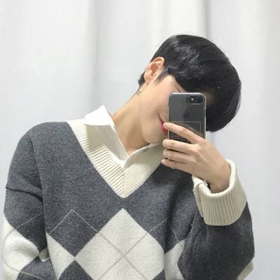 手机头像图片2023最新款男生 2