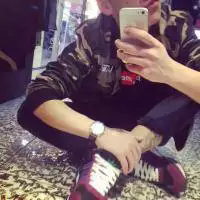 qq男生头像下半身超拽 6