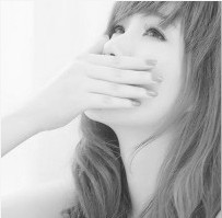 灰色头像女生 9