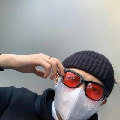 小众高级感的头像男大佬 2