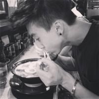 头像网络男神黑白