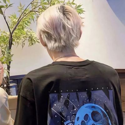 情侣头像男女分开两张