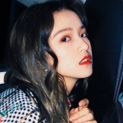 休闲头像女生简单气质 3