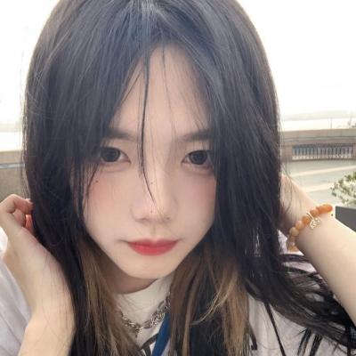 休闲头像女生简单气质