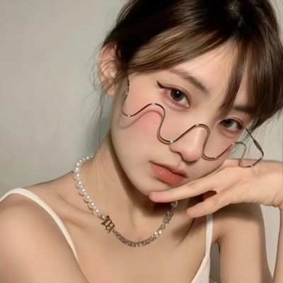 气质淡雅高贵女生头像 7