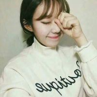 求职简历头像女 8