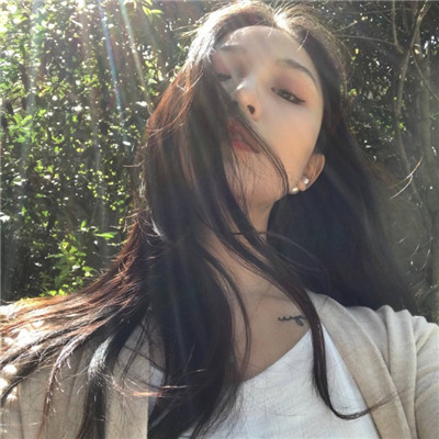 唯美头像女生唯美长发