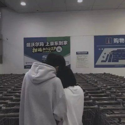 头像简约成熟大方