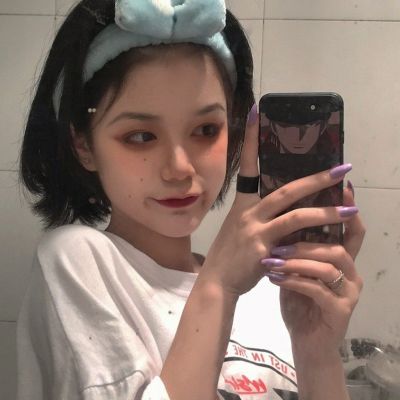 成熟魅力女人头像 5