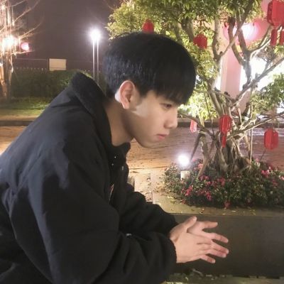 帅气男头像真人黑系 7