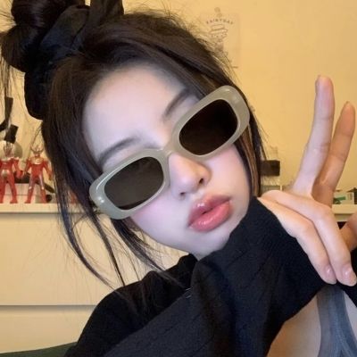女生的头像不露脸很酷真人 2