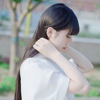头像风景女中老年 1
