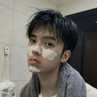 头像网络男神真人露脸 1