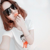 ins头像女生简约 2
