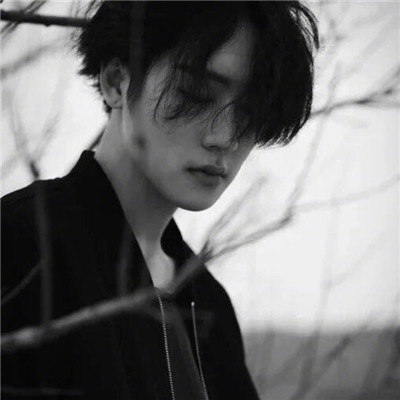 成熟有魅力的男头像图片 6