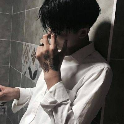 帅哥图片头像 霸气 冷酷 超拽 7