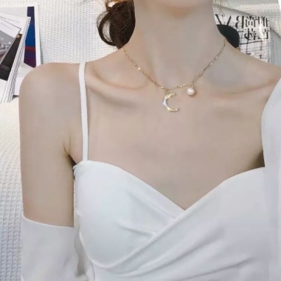 女生头像部位仙气锁骨