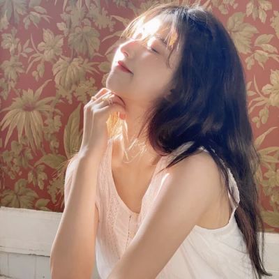 女头像ins高级质感不露脸夕阳下 5