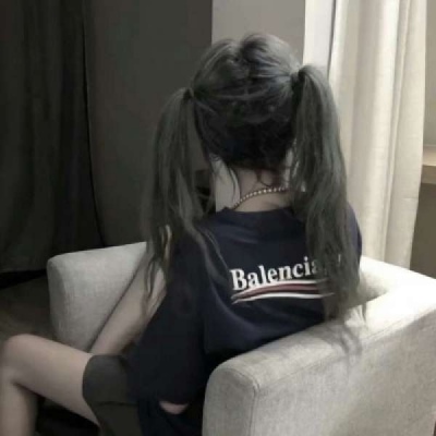 2023年最火的头像女生好看 5