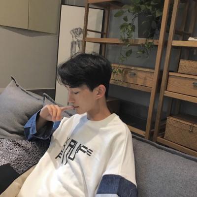 男生头像白色系高冷 6