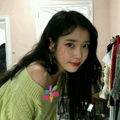绿色女生头像 3